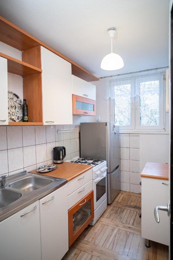 Apartment Apartrooms Near Metro Dw Wilenski Dnf